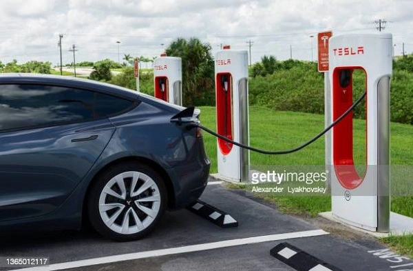 Dünya çapında Tesla Supercharger ağı